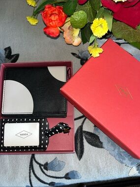 Fossil Black & Cream Leather Passport Wallet with Polka Dot ID Tag